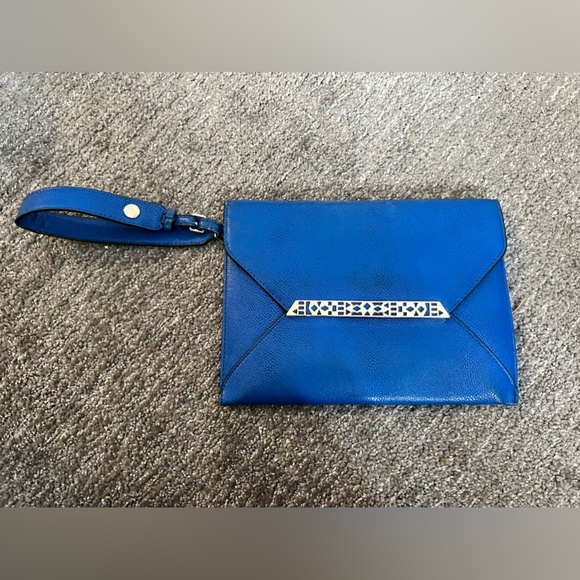 Stella & Dot Clutch - Picture 1 of 3